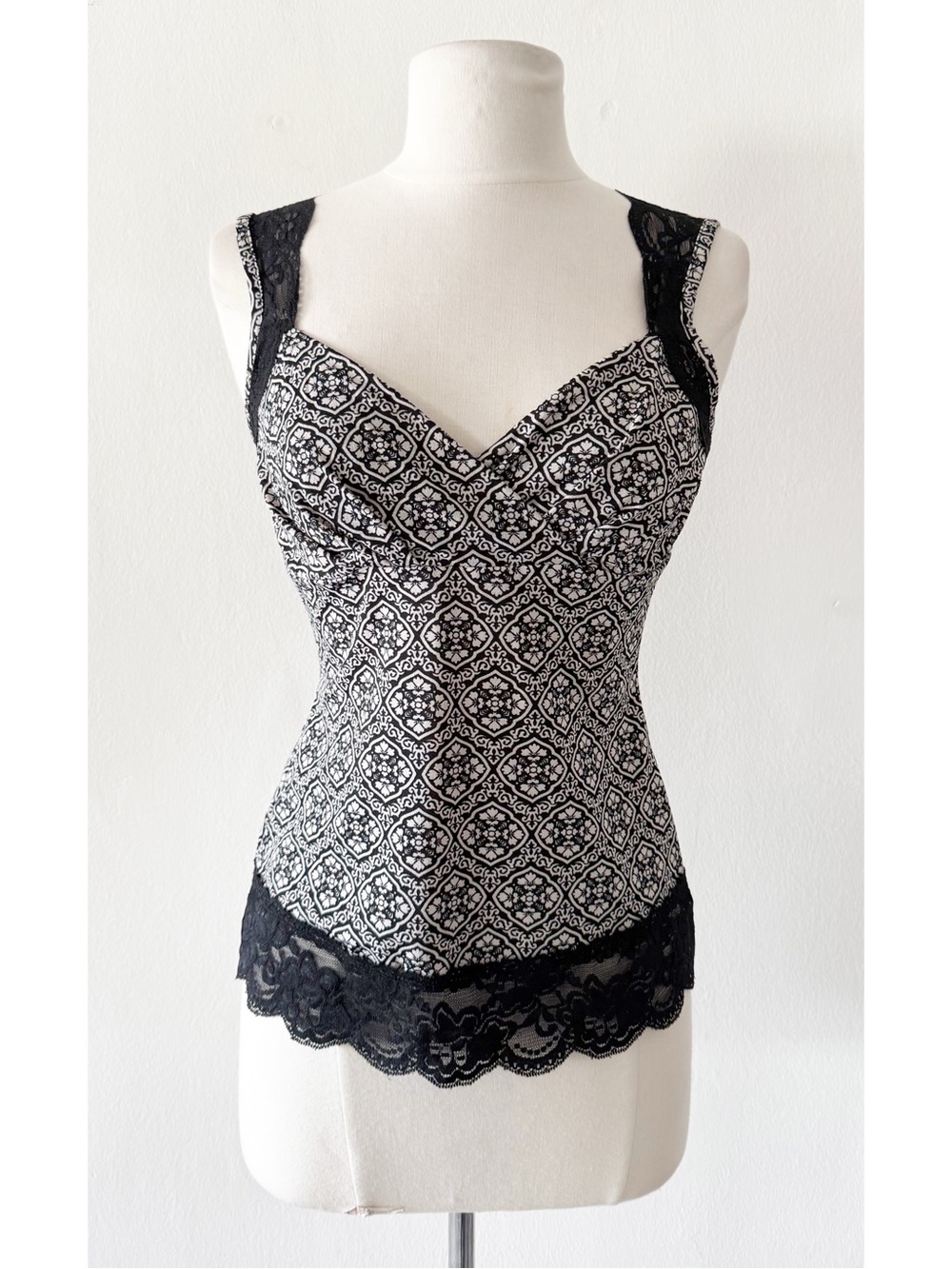 Vintage Y2K Vol.1 Lace Trim Sleeveless Surplice Blouse Black & White Size Small